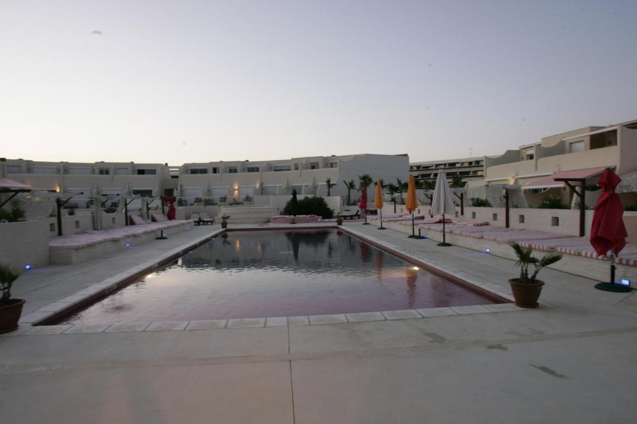 Le Jardin D'Eden "Reserve Aux Couples" Agde Bagian luar foto