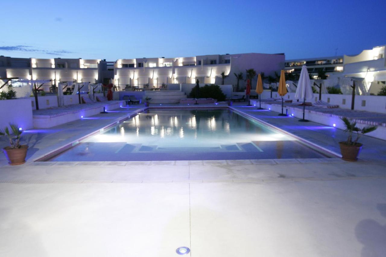 Le Jardin D'Eden "Reserve Aux Couples" Agde Bagian luar foto